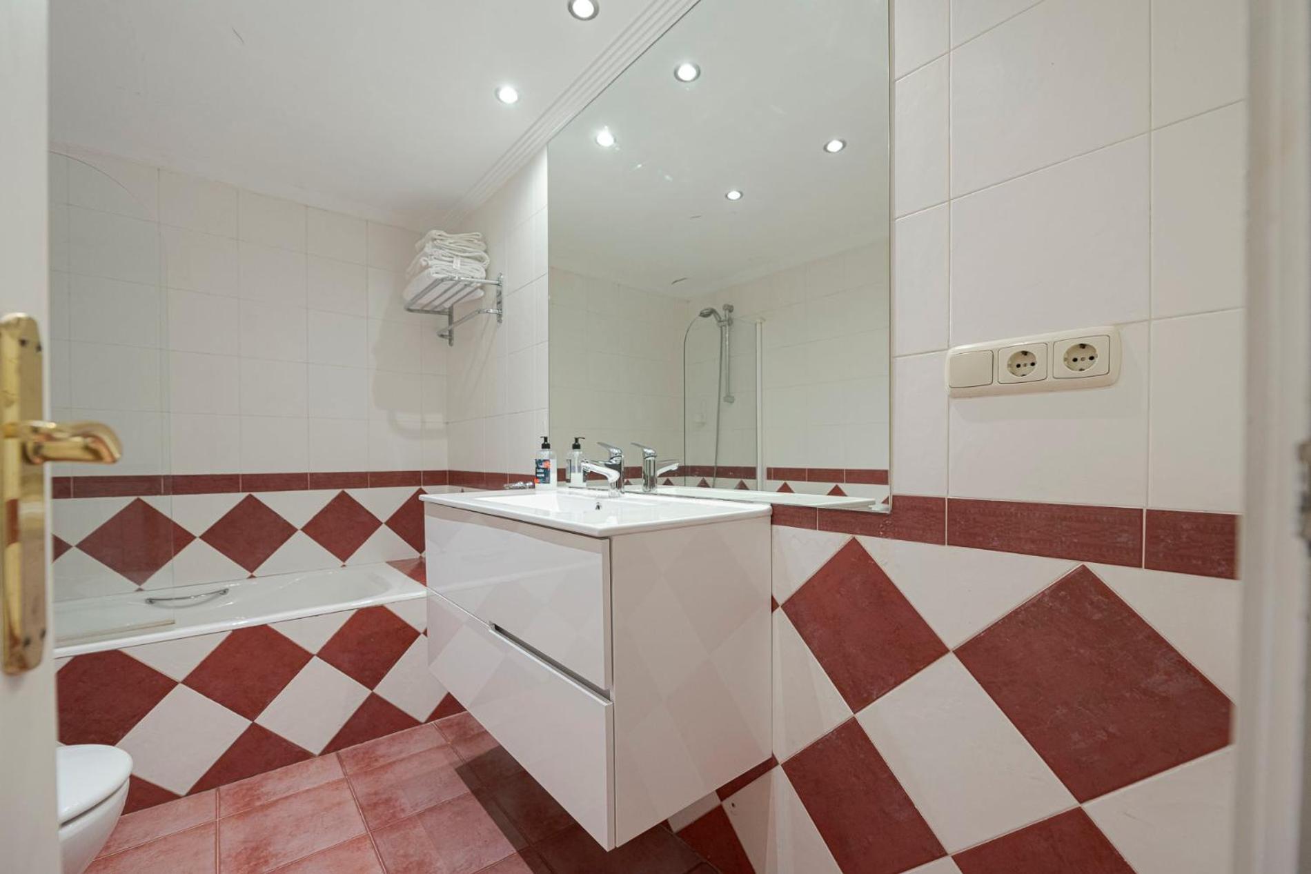 Apartamento Victoria En El Centro De San Sebastián Exterior foto
